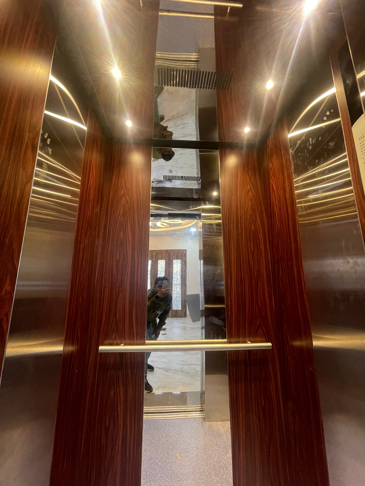 elevator maintenance